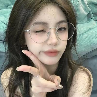 泪光闪闪
